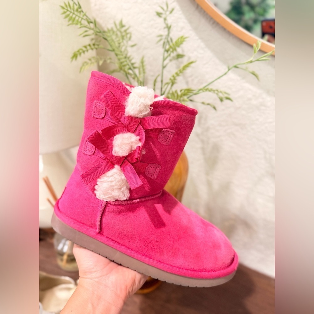Koolaburra by UGG Victoria Short Boots girls size 3 #1019372